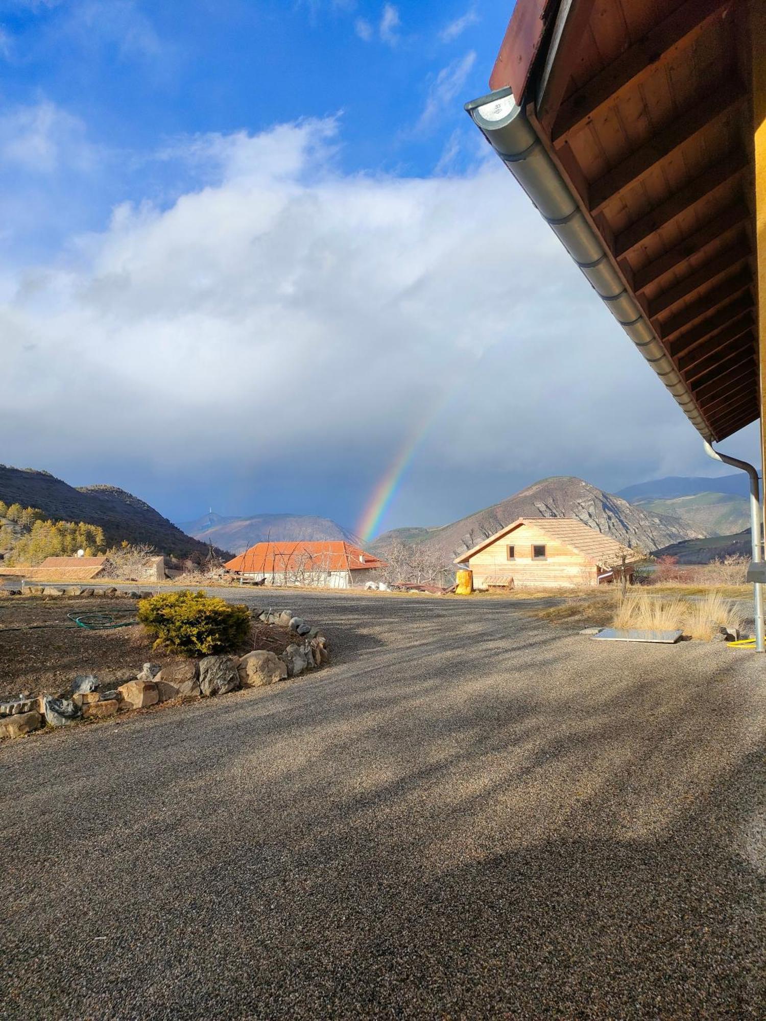 Au Toit Des 4 Saisons Villa Venterol  Bagian luar foto